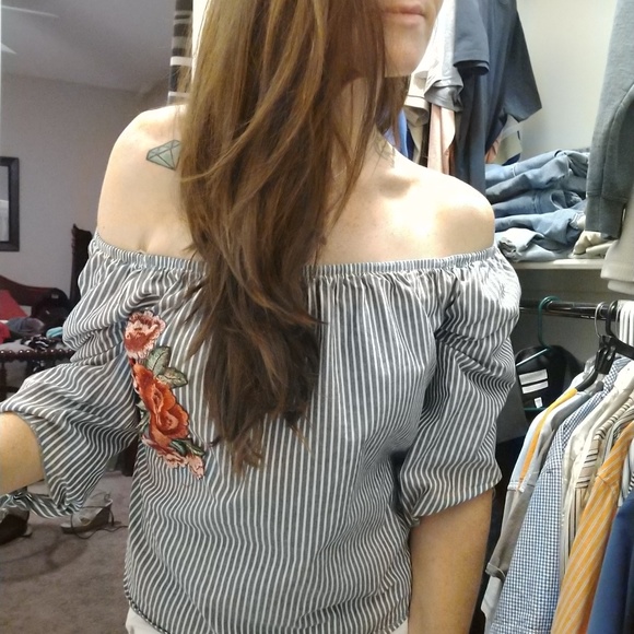 Meet your Posher, Cassandra - Picture 3 of 8